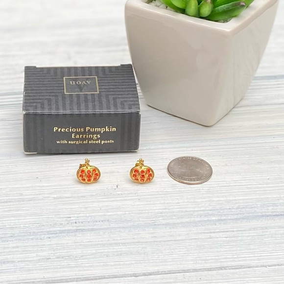 VTG Avon PUMPKIN Earrings - Picture 13 of 14